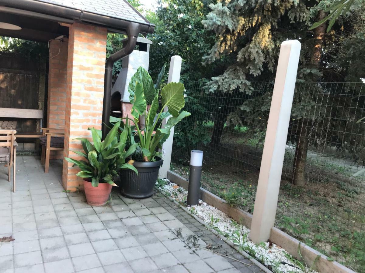 Studio apartman Park Galerija Apartment Osijek Bagian luar foto